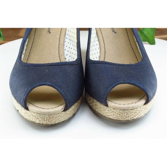 Montego Bay‎ Club Women Sz 8 M Dark Blue Wedge Fabric Shoes - Picture 2 of 10